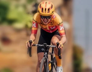 Elinor Barker Official Speaker Profile Picture