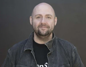 Jonathan Low Official Speaker Profile Picture