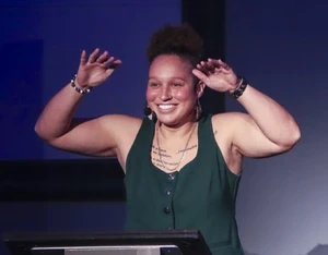 Shaunagh Brown Official Speaker Profile Picture