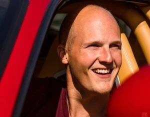 Sam ‘SeenThroughGlass’ Fane Official Speaker Profile Picture