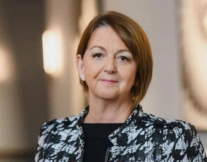 Suzanne Steele Official Speaker Profile Picture