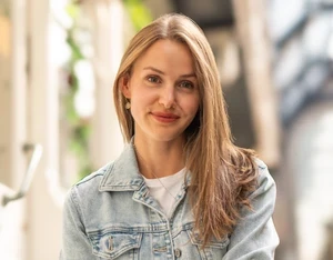 Lara Rebecca Official Speaker Profile Picture