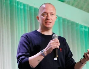 Dan Crompton Official Speaker Profile Picture