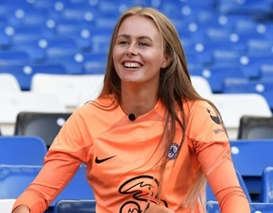 Hannah Hampton Official Speaker Profile Picture