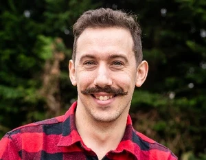 Richard Davies official speaker profile image