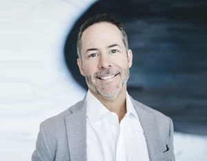 Dr Jason Jones