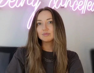 Lauren Beeching Official Speaker Profile Picture