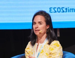 Katie Harries Official Speaker Profile Picture