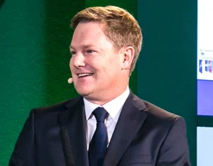 Christian Fraser Official Speaker Profile Picture