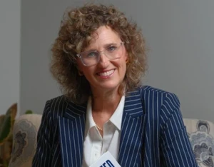 Natalie Doyle Oldfield Official Speaker Profile Picture