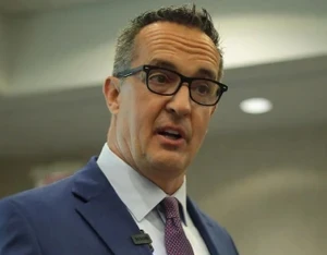 Tom Simon Official Speaker Profile Image