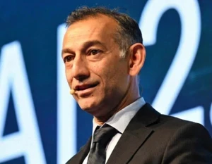 Dhiraj Mukherjee Official Speaker Profile Image