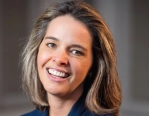 Erin Meyer Offical Speaker Profile Picture