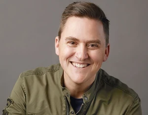 Greg McKeown official speaker profile picture