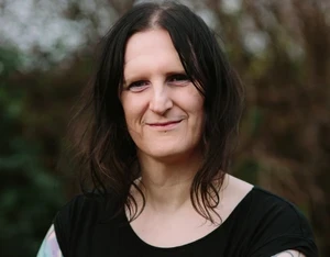 Dr Clara Barker Official Speaker Profile Picture