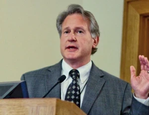 Robert Lustig Offcial Speaker Profile Image