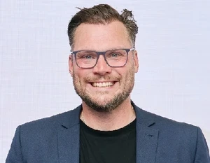 Ian Stringer Official Speaker Profile Image