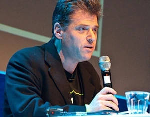 Andrew Keen